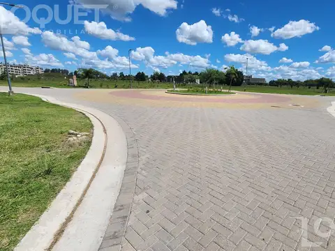 Terreno en Venta 20  mts Frente