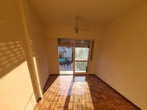 Departamento en Alquiler 50 años