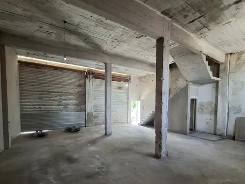 Galpon en Alquiler en Barrio Atalaya, $ 750.000