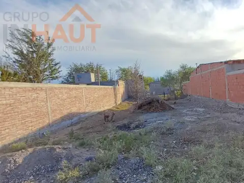 Terreno en Venta 25  mts Fondo