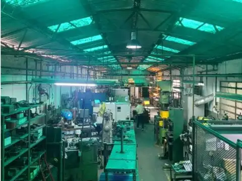 EXCELENTE GALPON EN VENTA 