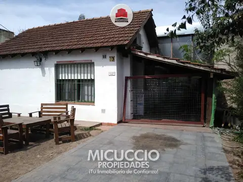 Casa 3 ambientes con 1 baño