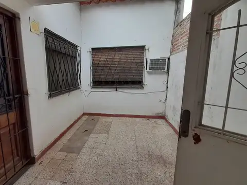VENTA CASA UNICA DE PASILLO- TIRO SUIZO