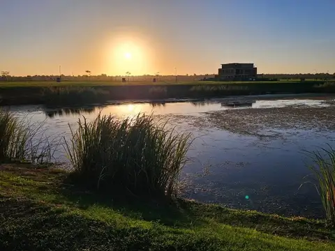 VENTA LOTE BARRIO AMARRAS I, PUERTOS DEL LAGO