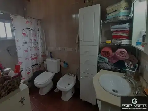 Departamento 4 ambientes con 2 baños
