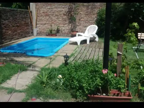 Lavalle  1045 100