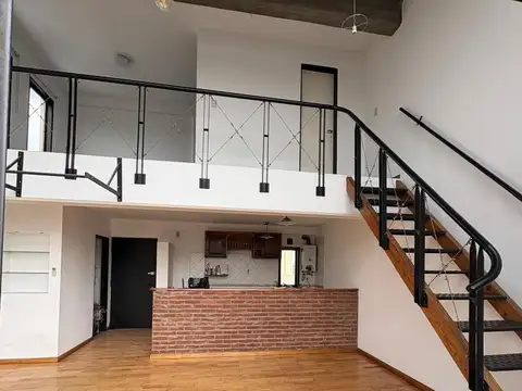 Departamento dos ambientes con cochera en alquiler en Quilmes