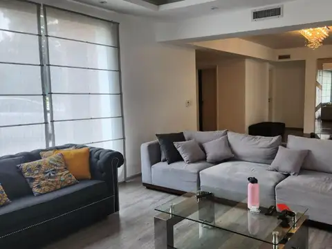 Casa 5 ambientes con 5 baños