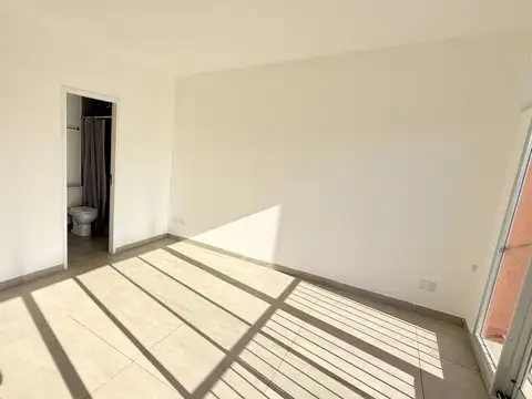 OFICINA EN ALQUILER EN PUEBLO CAAMAÑO - PILAR