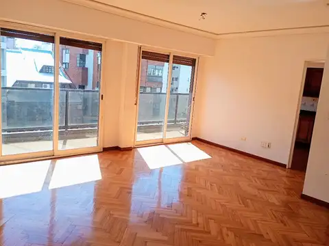 Departamento 4 ambientes con 2 baños