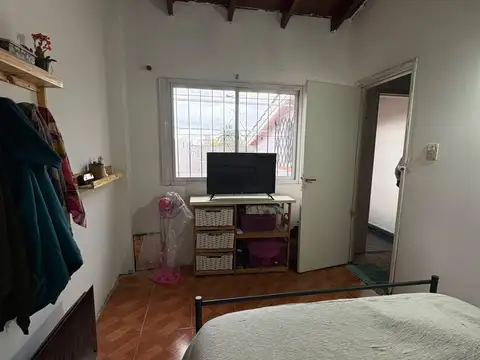 Depto Tipo Casa en Venta en Morón, USD 49.000