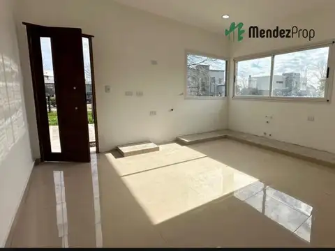 Casa en Alquiler de 3 dormitorios