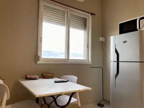 Monoambiente amoblado con vista en alquiler en Caballito