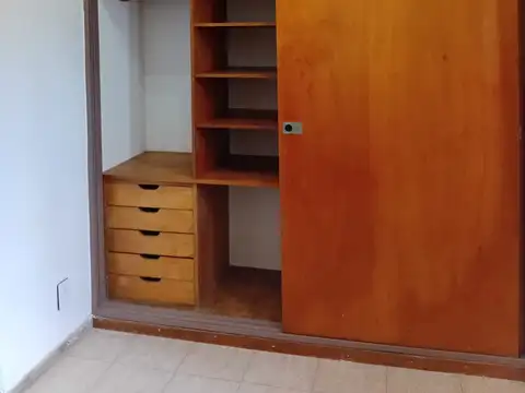 Departamento en Alquiler en Floresta, $ 750.000