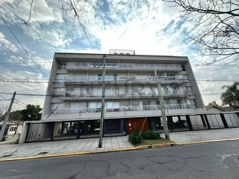 VENTA DEPARTAMENTO 3 AMBIENTES ITUZAINGO TERRAZA COCHERA