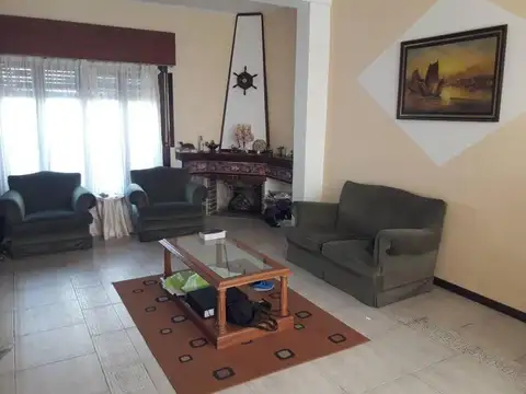 Casa en Venta en La Lucila, USD 397.000