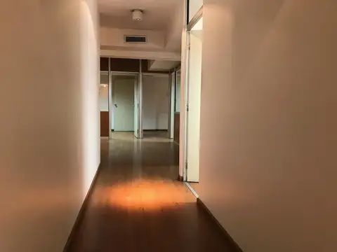 Oficina Monoambiente con 3 baños