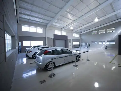 Galpon en Venta en Belen de Escobar, USD 5.500.000