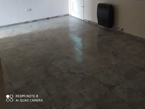 Casa en venta en Pérez - tres dormitorios