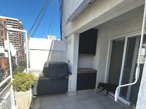 Departamento 6 ambientes con 2 baños