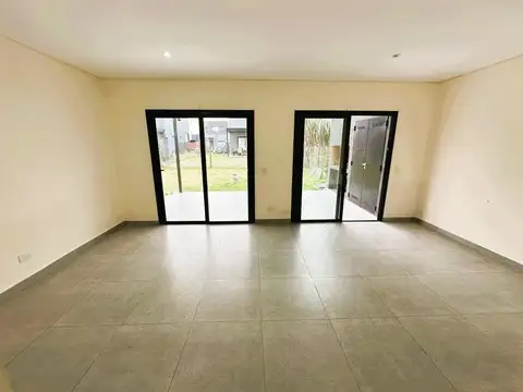 Casa en Alquiler al Norte