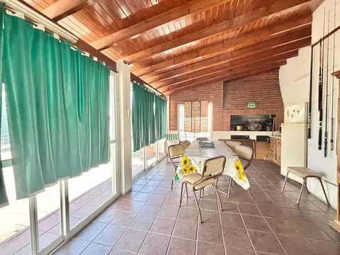 Casa 3 amb c/quincho-parrilla-terraza Gerli Lanús