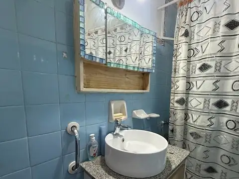 Casa 4 ambientes con 1 baño