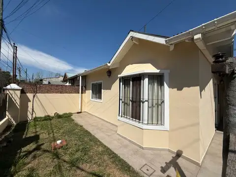 Casa en Venta, Pilar. 3 amb + jardín + cochera