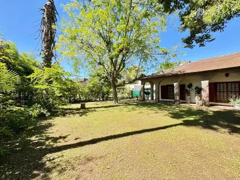 Venta Casa Gonnet 2 dormitorios parque