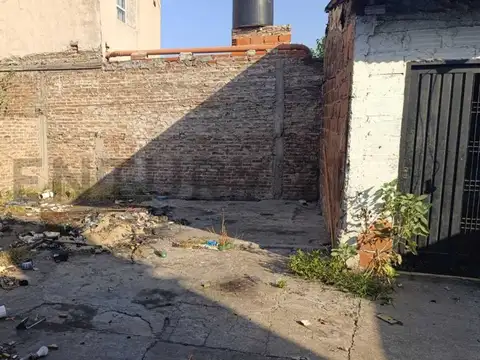 Casa en Venta en Isidro Casanova, USD 65.000