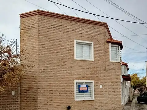 Casa en Alquiler de 3 dormitorios
