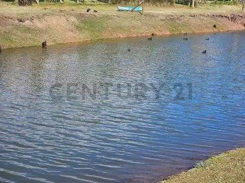 LOTE CON FONDO A LA LAGUNA . Barrio Ciudad Nautica Principado