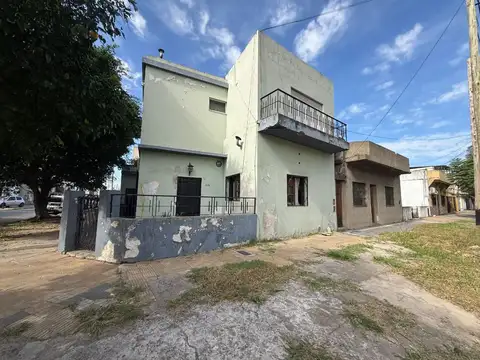 Casa 3 amb+depto 3 amb c/coch,patio venta en BLOCK