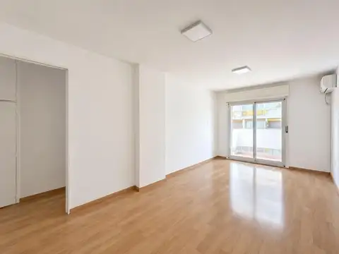 Departamento en Alquiler en Centro, $ 650.000
