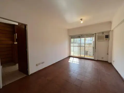 Departamento 5 ambientes con 1 baño
