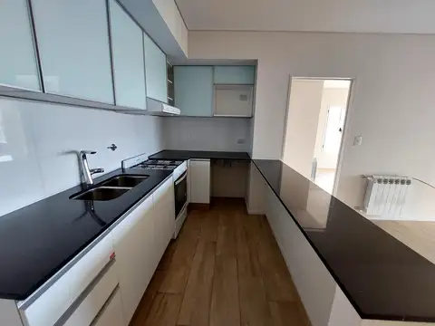 Departamento en Alquiler con 1 cochera