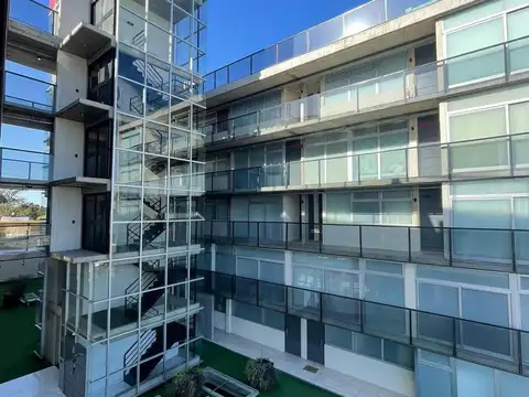 Departamento en Venta en Fisherton, USD 68.000