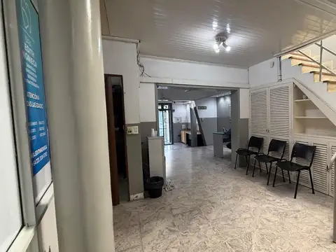 Alquiler de edificio comercial en centro de Quilmes