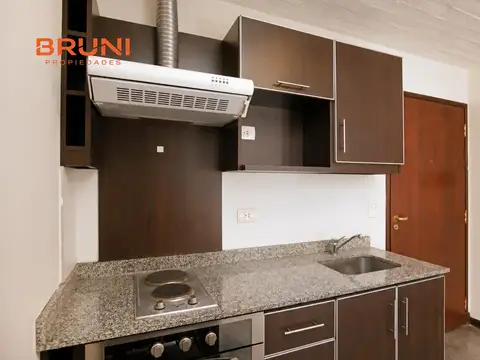 Departamento en Alquiler con 1 cocheras
