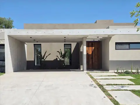 Casa en Venta 1 año