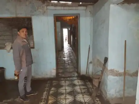 Casa 3 ambientes con 1 baño
