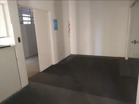 Oficina en Venta 70 años