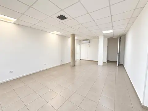 Oficina en Alquiler al Oeste