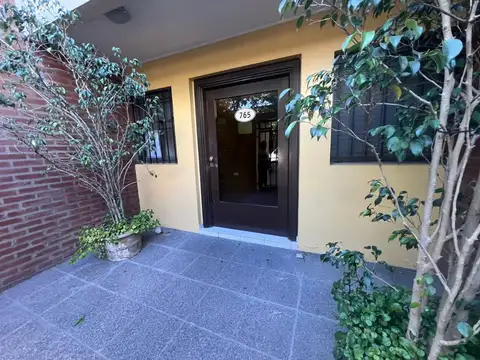 CALLE 64 ENTRE 10 Y 11 765