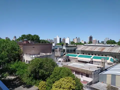 Hermoso Monoambiente externo con balcón terraza