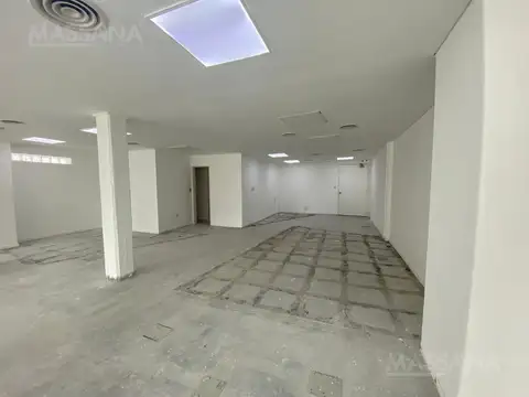 Carlos Pellegrini al 700