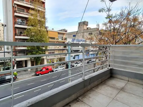 Departamento en Alquiler en Villa Pueyrredon, $ 520.000