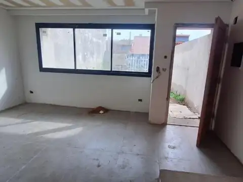 Depto Tipo Casa en Venta de 3 dormitorios