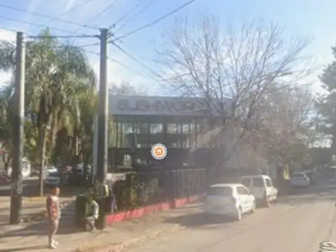 Local en Venta en Jardines Del Jockey, USD 600.000