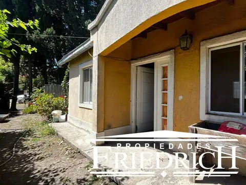 CASA EN VENTA – EXCELENTE UBICACIÓN